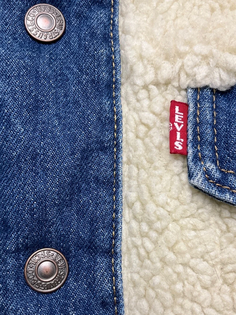 Levi's Ex-Boyfriend Pieced Sherpa Trucker Jacket Women’s Large - Picture 3 of 16